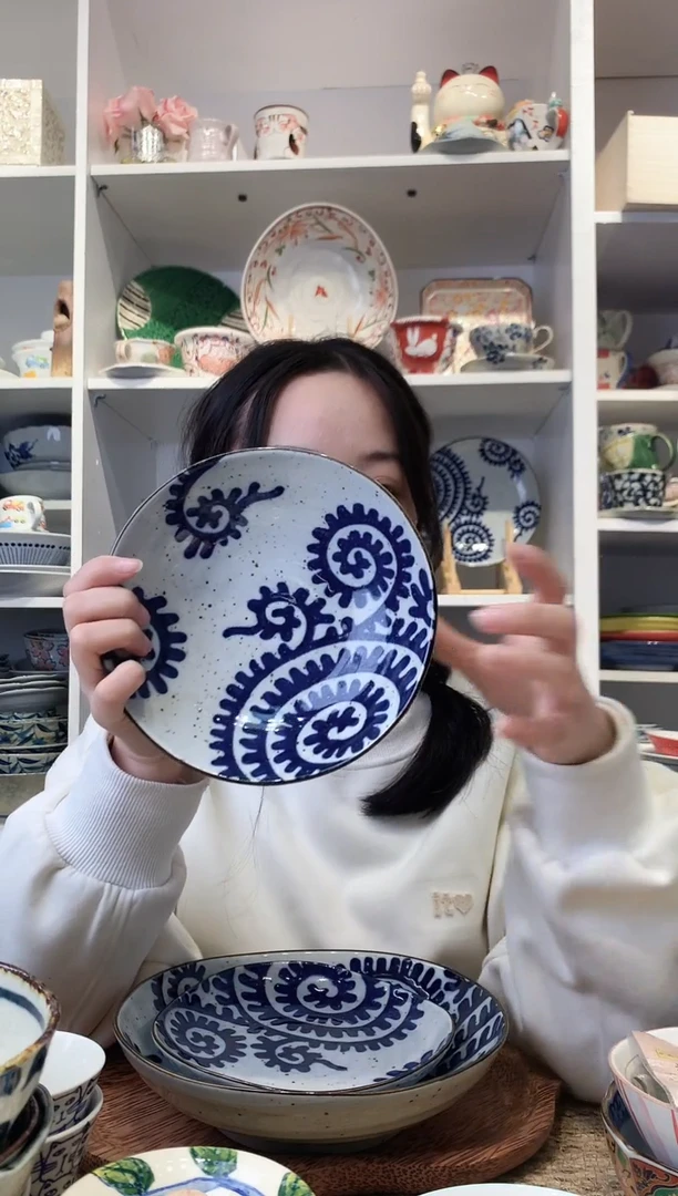 陶瓷【到手两支】三峰章鱼唐草小深盘17cm