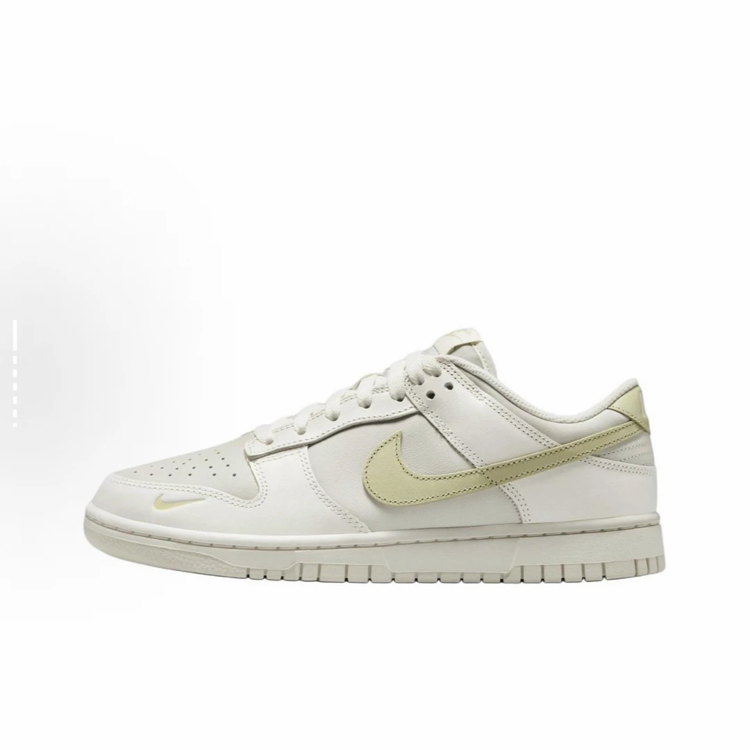NIKE耐克女子WMNS NIKE DUNK LOW奶油流光风百搭板鞋IB3484-001