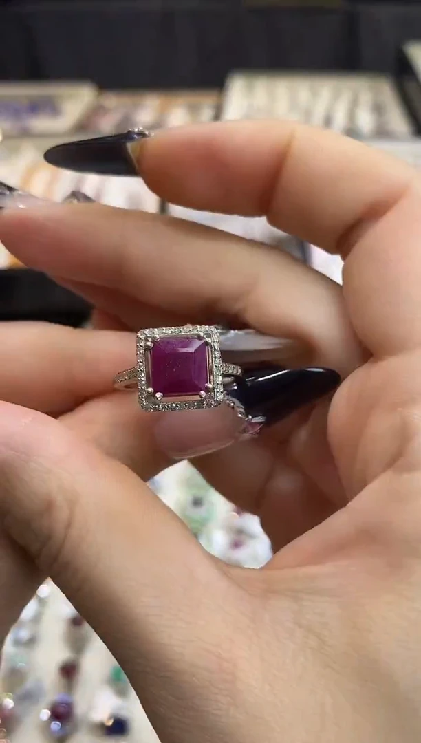 银S925镶嵌戒指定制红宝石楚楚珠宝中古甄选不退换