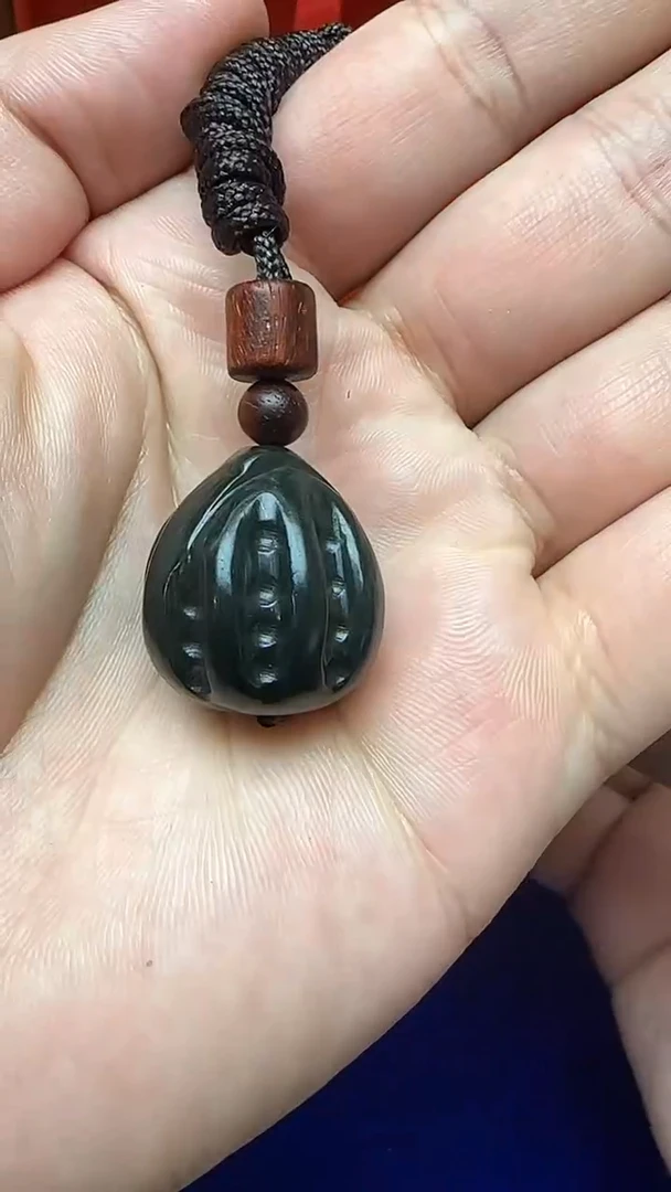 未镶嵌和田玉挂件꧔****?1