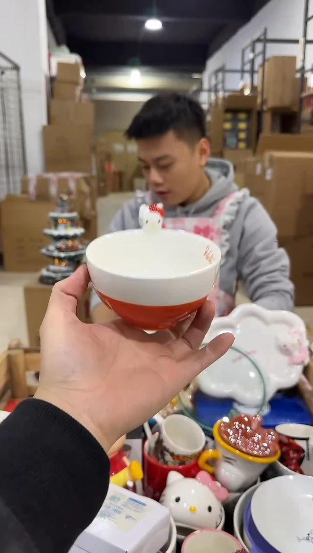 瓷片kt猫公仔碗