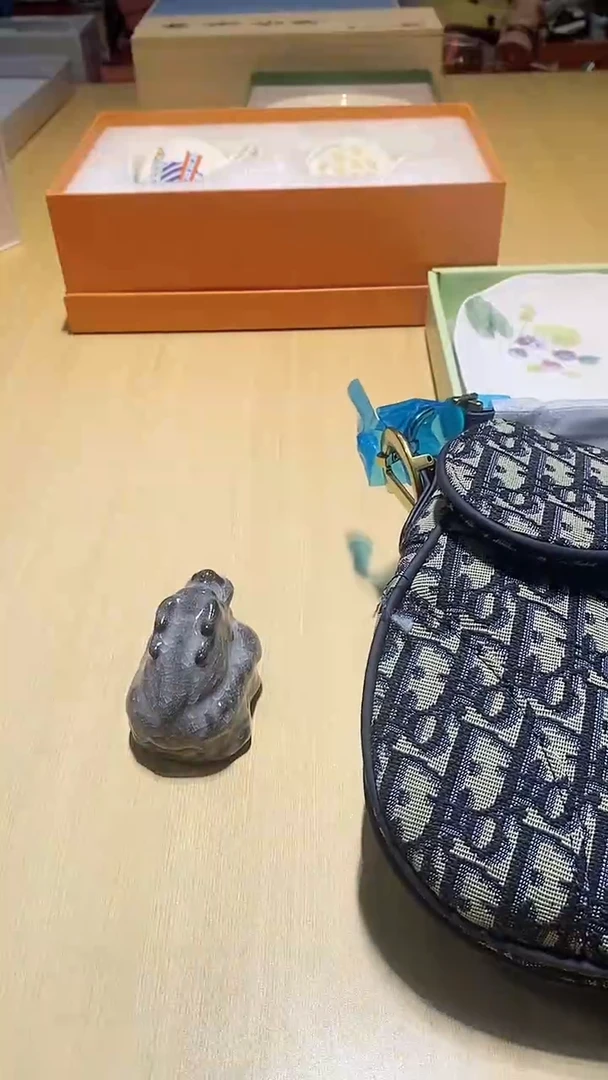 【闪购商品】瓷片锅碗瓢盆一件不剩