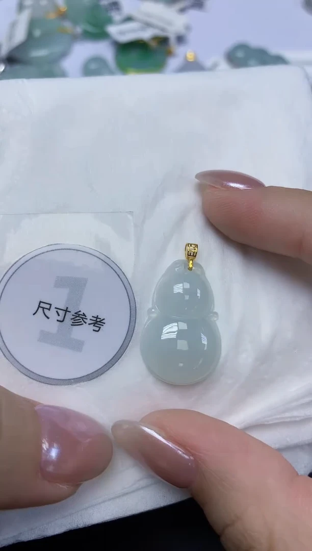 翡翠18K金镶嵌颈饰天然缅甸翡翠A货百元以上9元证书费自理