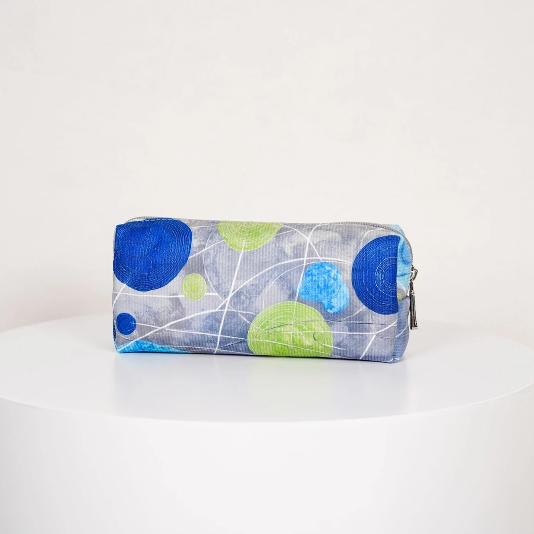 无则艺【大笔袋】原创学生文艺收纳简约时尚印花办公笔袋包蓝色星球