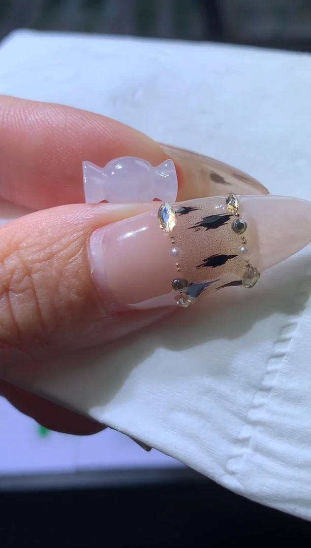 未镶嵌定制翡翠毛货