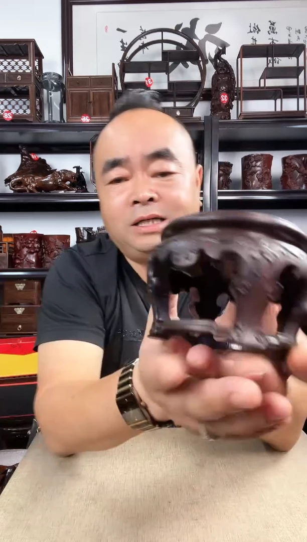 木新款1老李红木工艺品