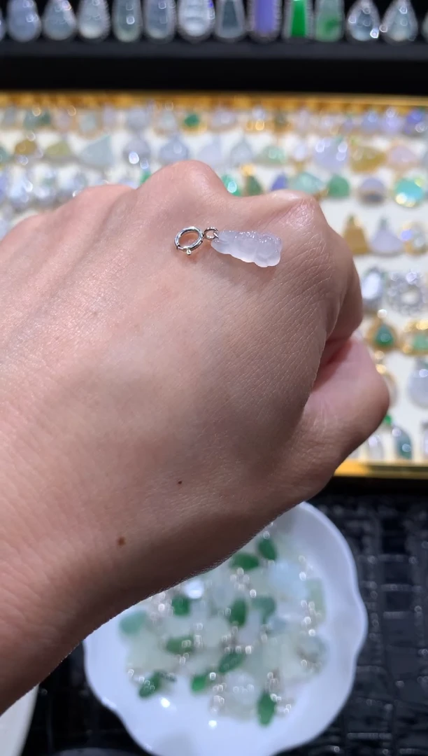 颈饰银S925镶嵌翡翠翡翠