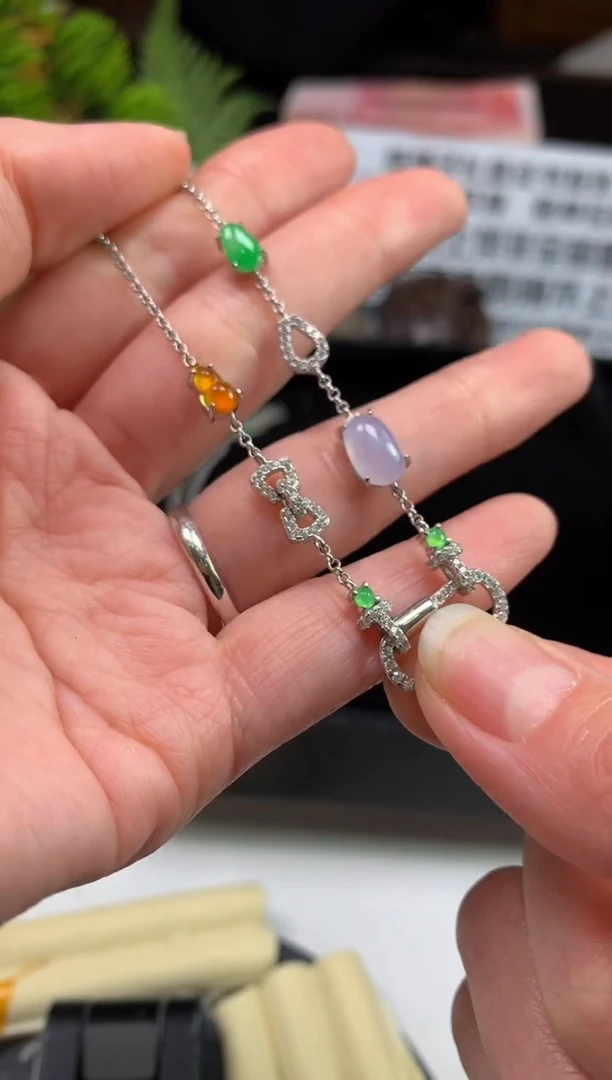 颈饰未镶嵌翡翠默---112785