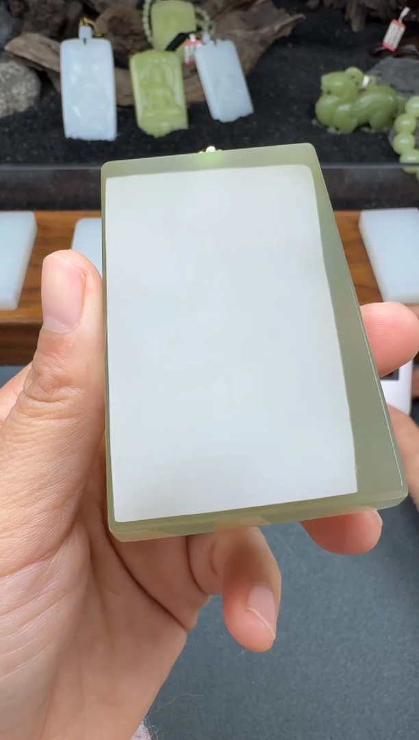 颈饰未镶嵌和田玉2