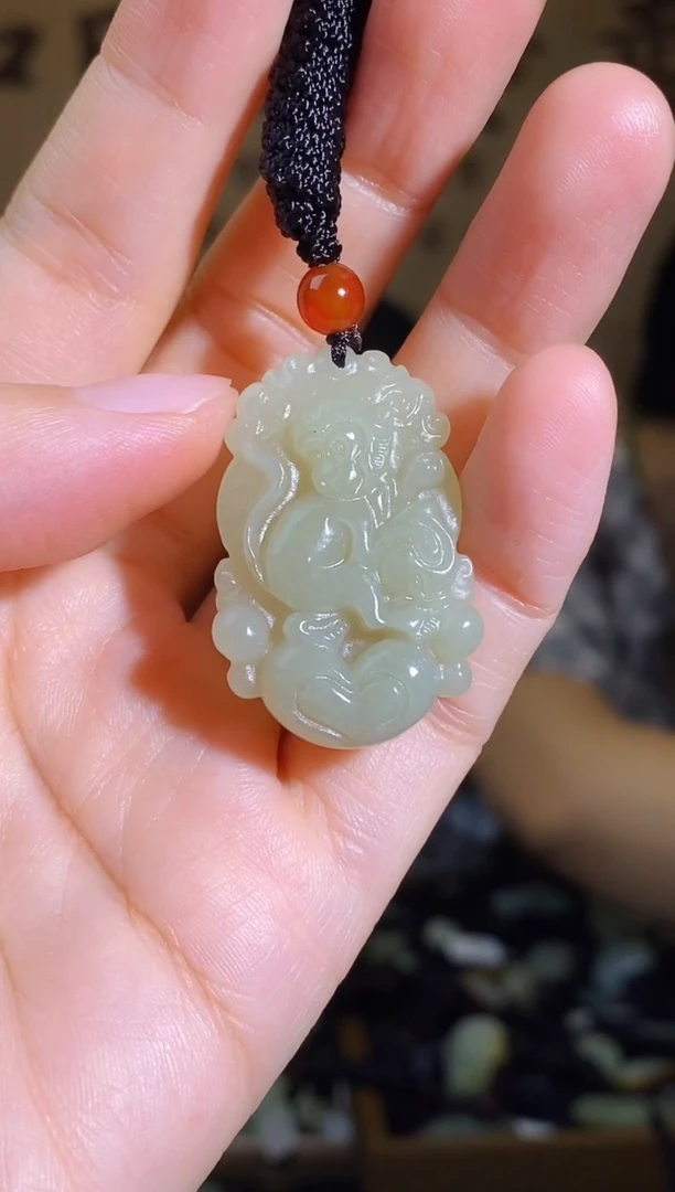 颈饰未镶嵌和田玉1