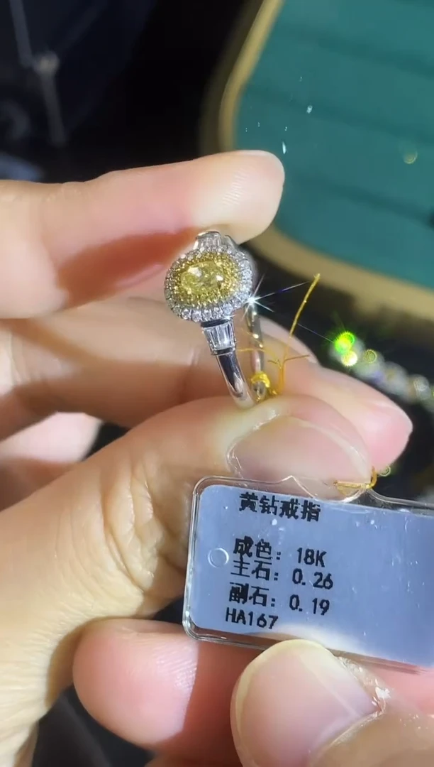 18K金镶嵌戒指钻石1109