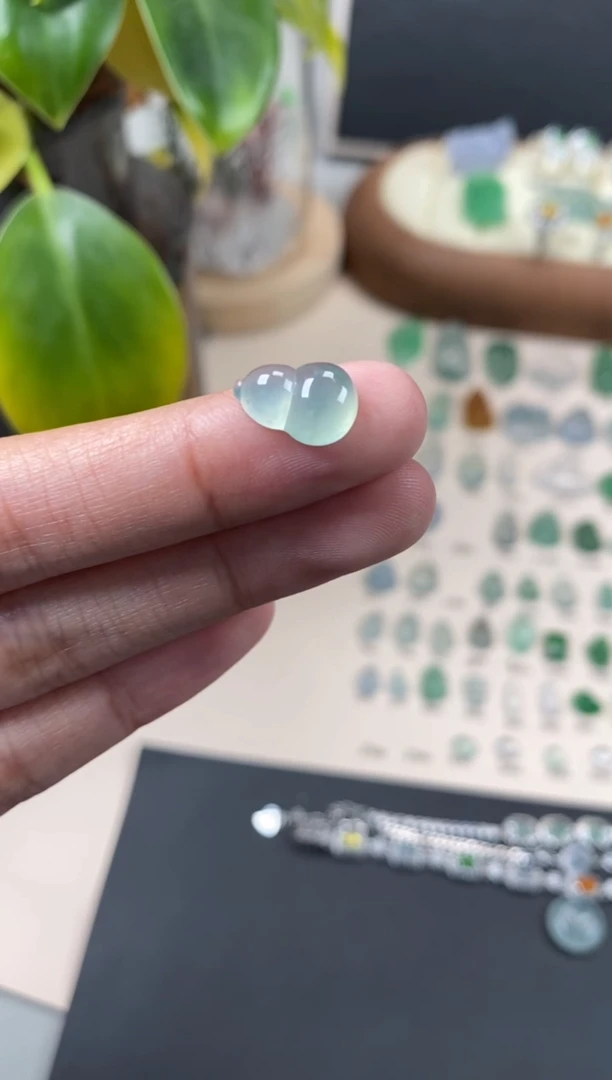 【闪购商品】翡翠颈饰未镶嵌翡翠冰种葫芦