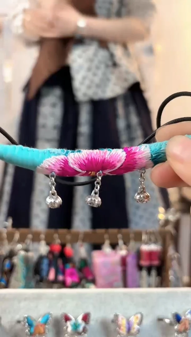 织绣?****?彩云南阁非遗老绣饰品053