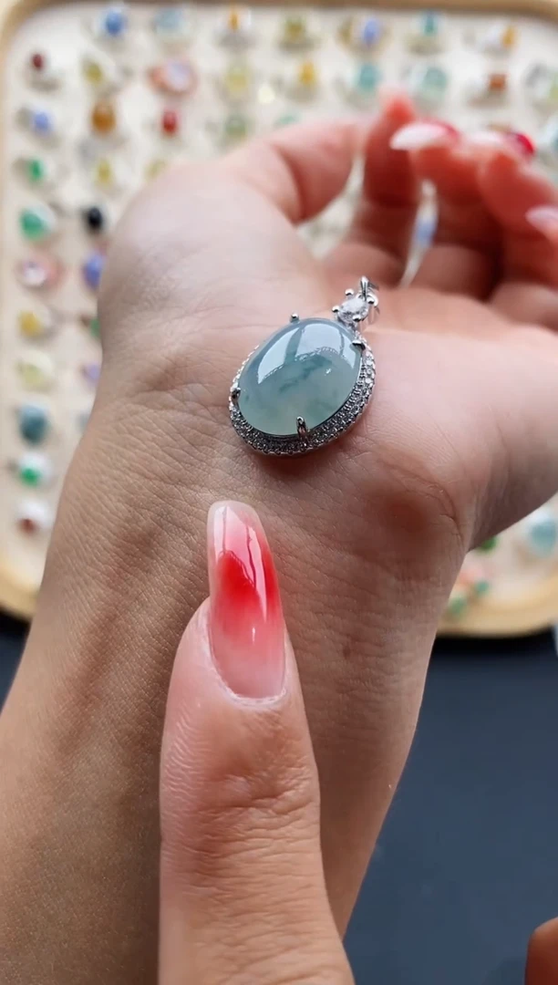 【闪购商品】翡翠颈饰银S925镶嵌缅甸天然A货翡翠333 6+1