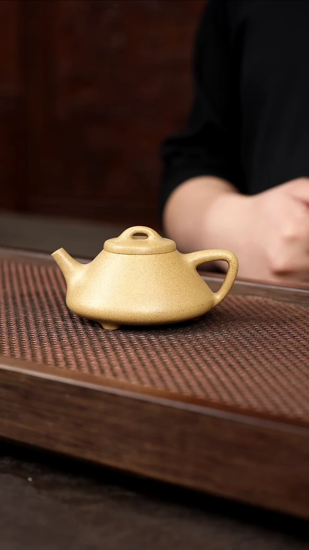 茶壶紫砂黄金段子冶