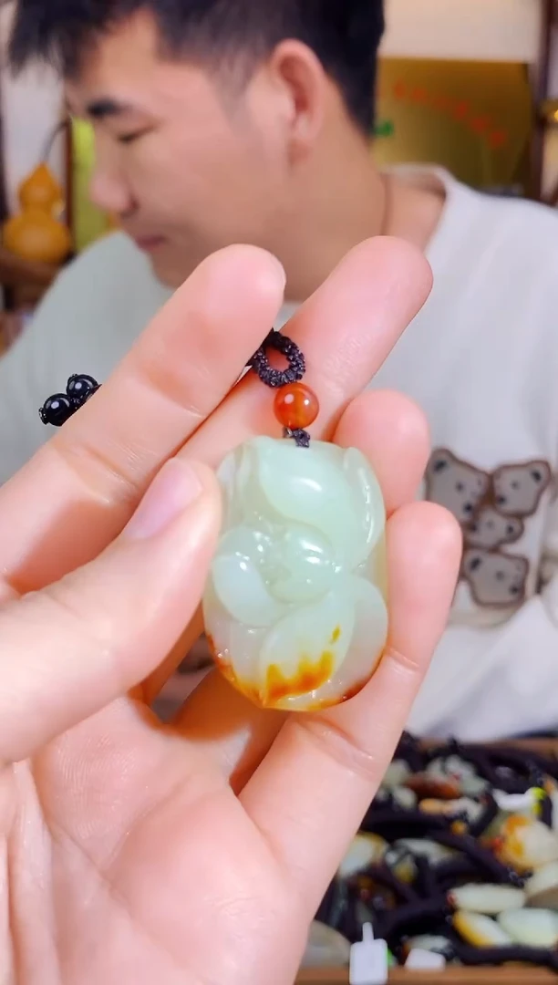 【闪购商品】和田玉颈饰未镶嵌1