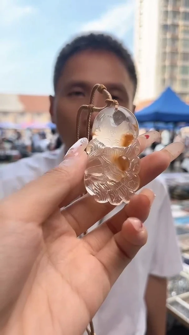 未镶嵌吊坠(赠链)发晶天然兔毛多样性发一mm