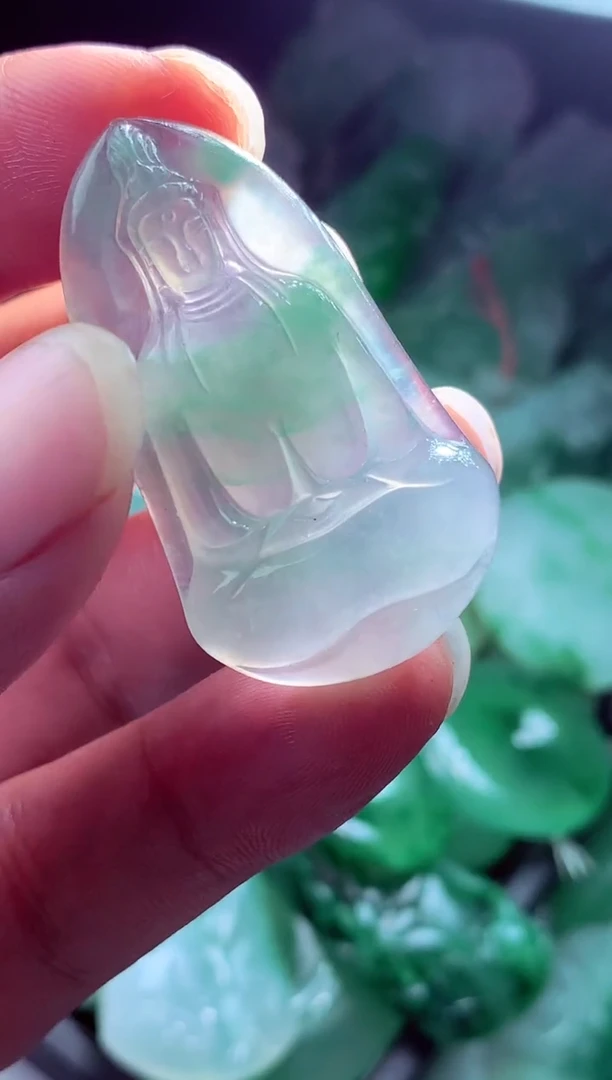 未镶嵌定制翡翠无*?翡翠毛货定制