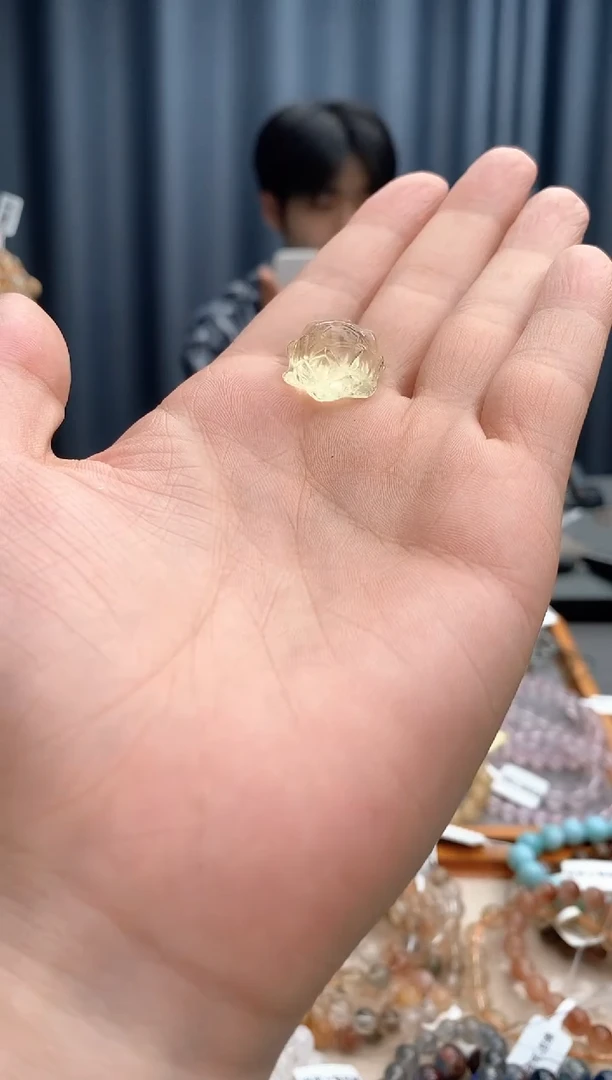 水晶手链未镶嵌f****禾黄水晶