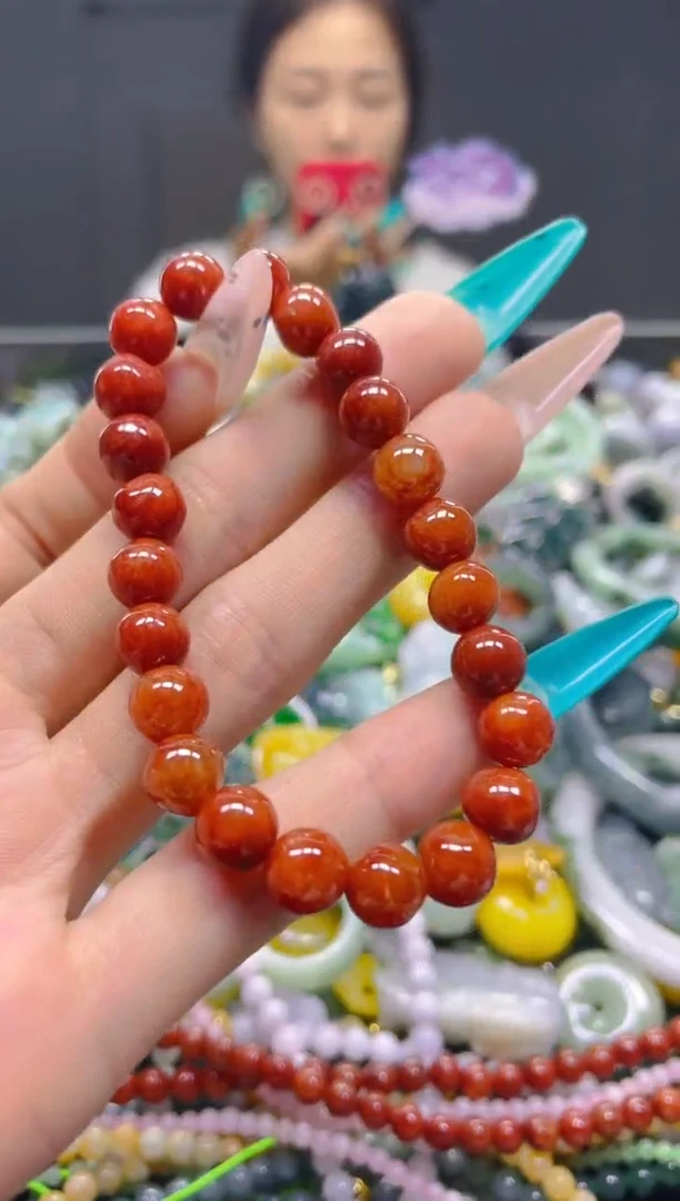 颈饰未镶嵌翡翠8MM/L/翡翠A货，一件也是批发价