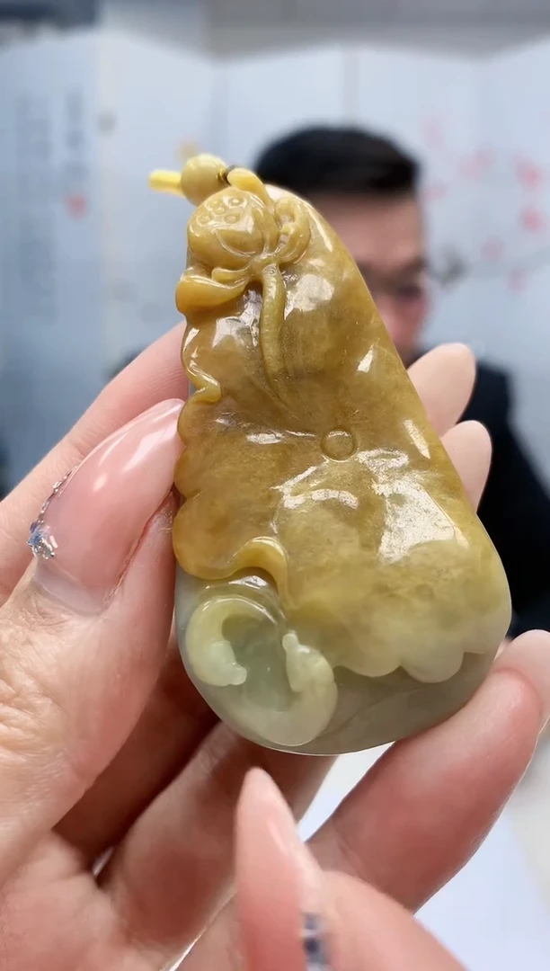 【闪购商品】定制翡翠未镶嵌5152MM-毛货挂件20