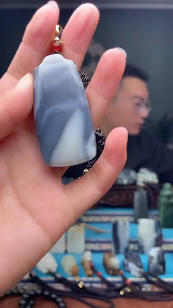 未镶嵌和田玉挂件1