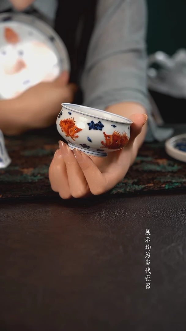 洪印慕明矾红加彩桃花鳜鱼炉式杯