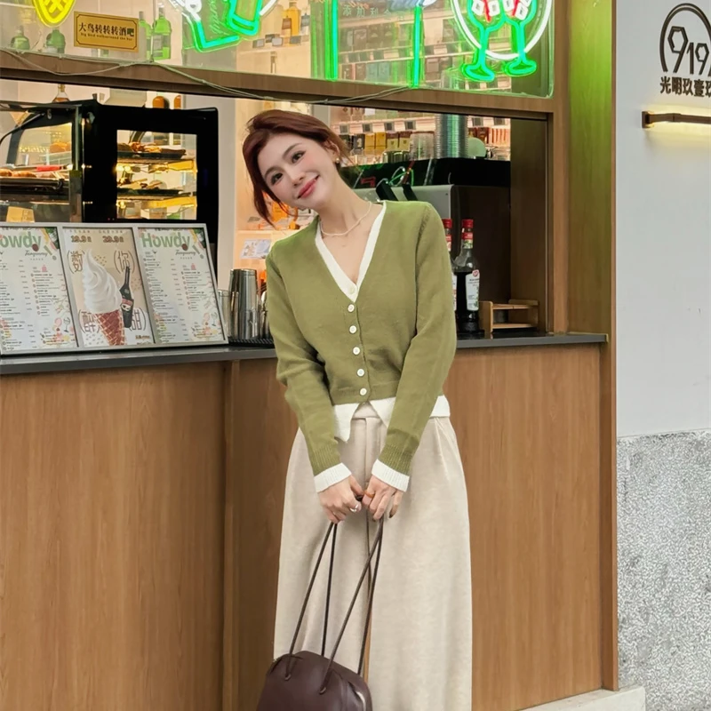 YPP!【豆蔻年华】复古撞色假两件毛衣开衫慵懒高级感V领针织衫