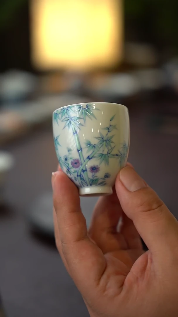景德镇全手工手绘斗彩竹子铃铛杯
