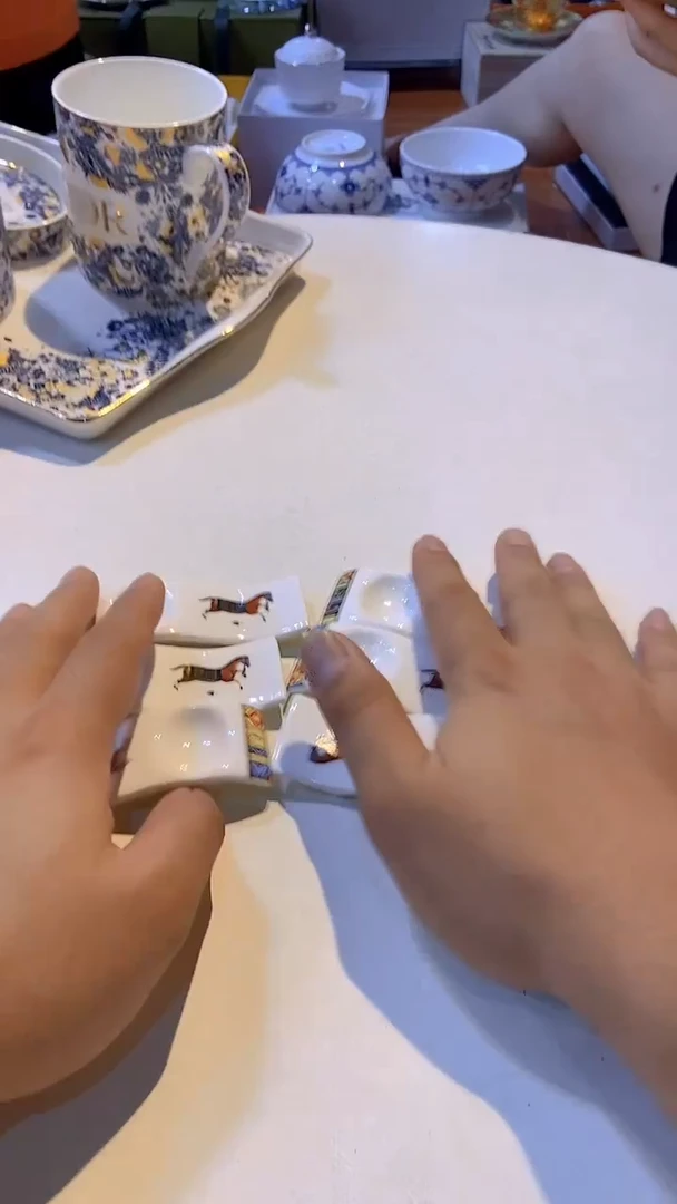 杯鸿辉家品牌瓷器，京东包邮！