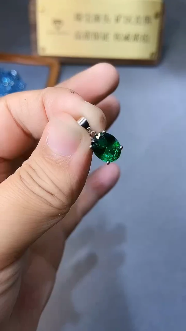 【闪购商品】透辉石吊坠银S925镶嵌354