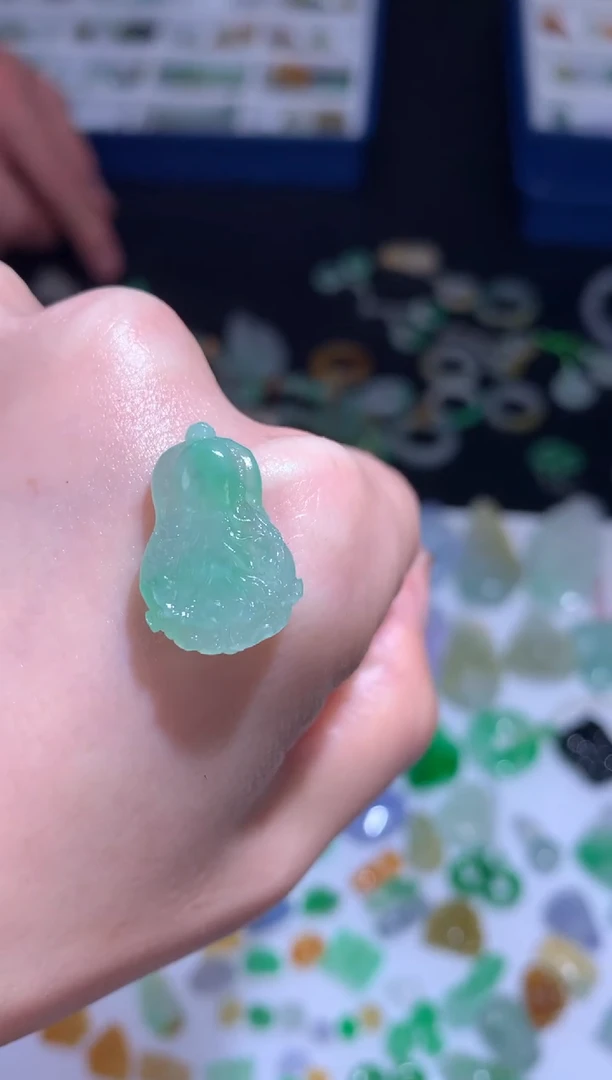 未镶嵌定制翡翠白菜