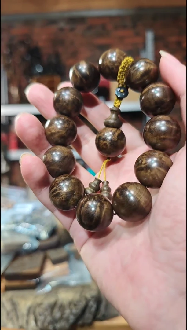 金丝楠2.0阴沉绿满花龙胆单圈