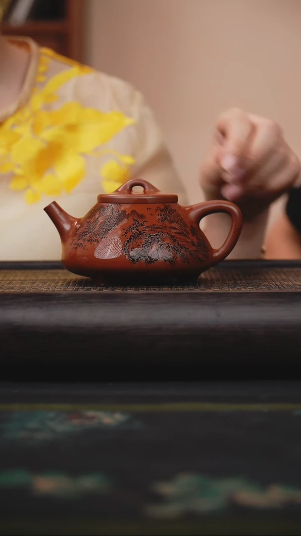 茶壶紫砂红清水 子冶石瓢 张继彪