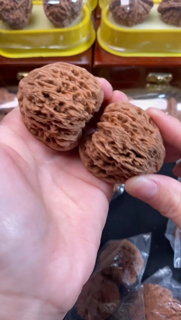 把件文玩核桃南疆石42尺s570
