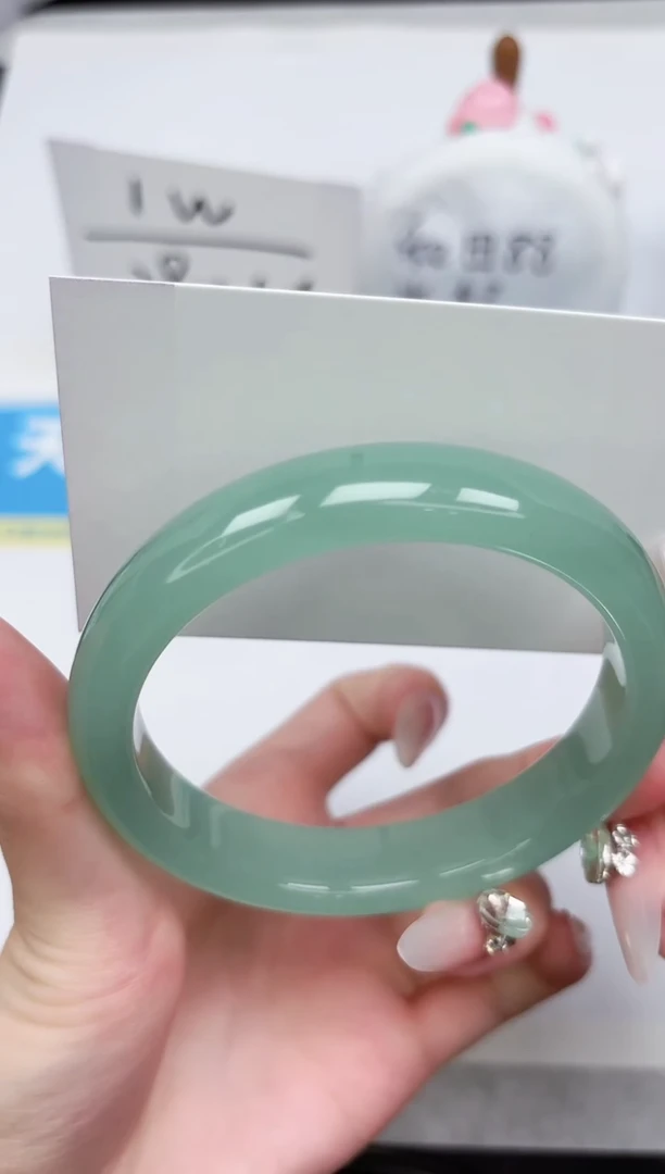 石英质玉手镯未镶嵌66-64