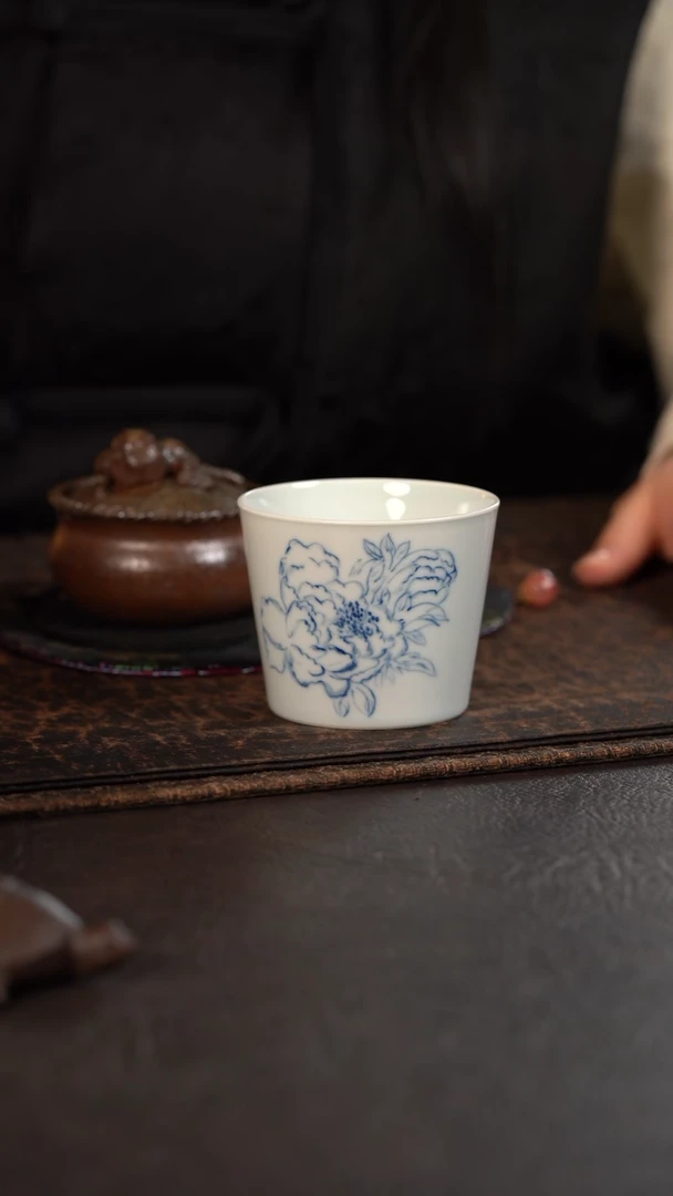 【闪购商品】杯147号微瑕HLX陶瓷淡描牡丹冰桶杯
