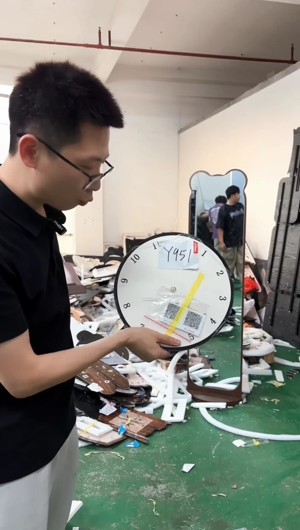 孤品微瑕小河云朵闪购Y951