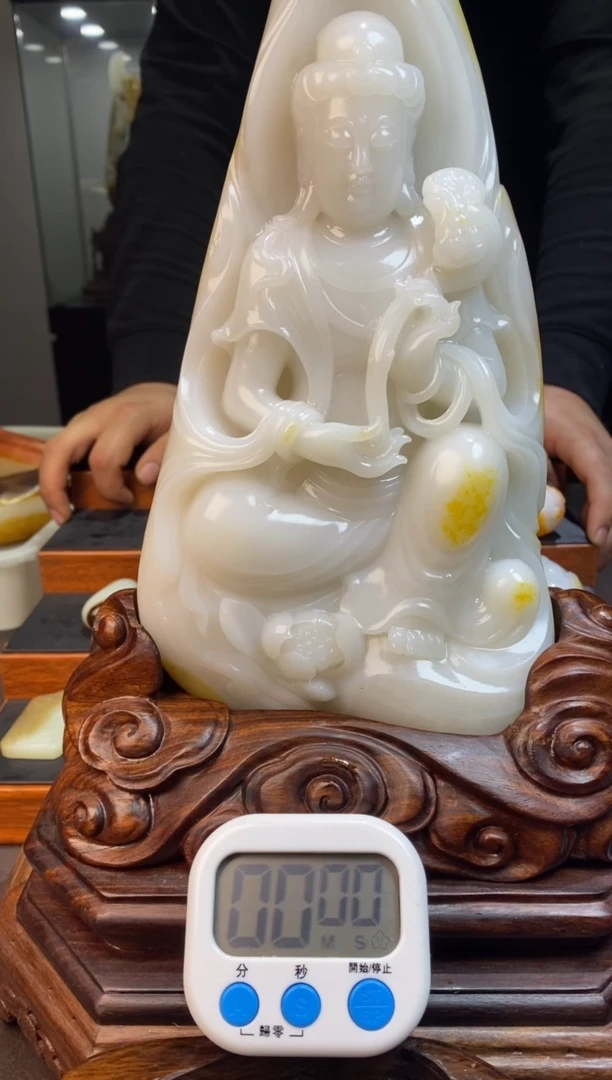 未镶嵌和田玉摆件天****弃和田玉