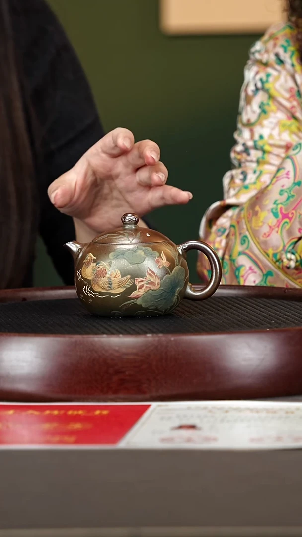 茶壶紫砂10杨建英 西施 琉璃金砂