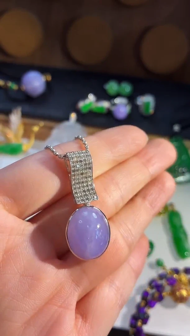 吊坠(不含链)18K金镶嵌翡翠吊坠