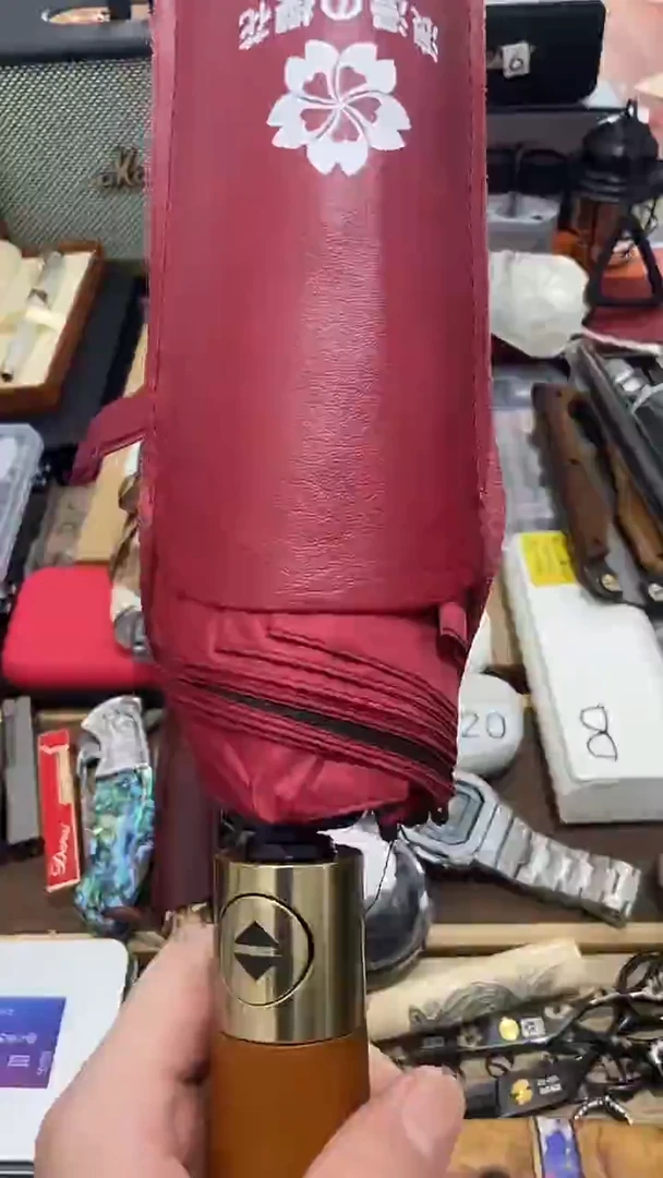 瓷片闪购商品  如图所示