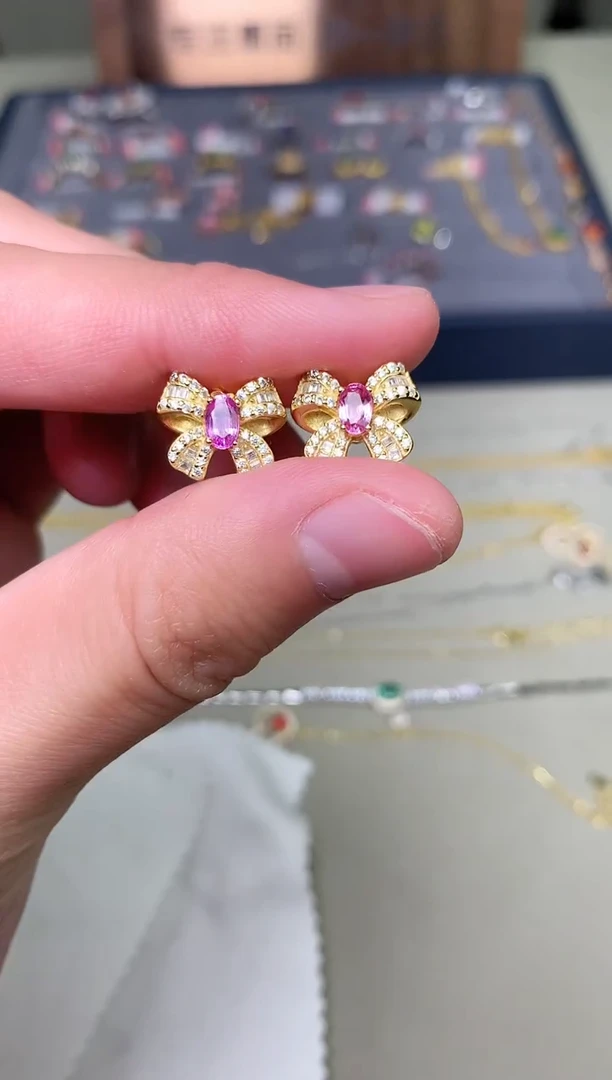 【闪购商品】蓝宝石耳饰银S925镶嵌耳饰