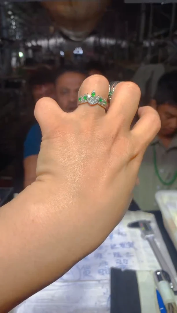 定制翡翠未镶嵌8定制翡翠多样性发货（发其一）