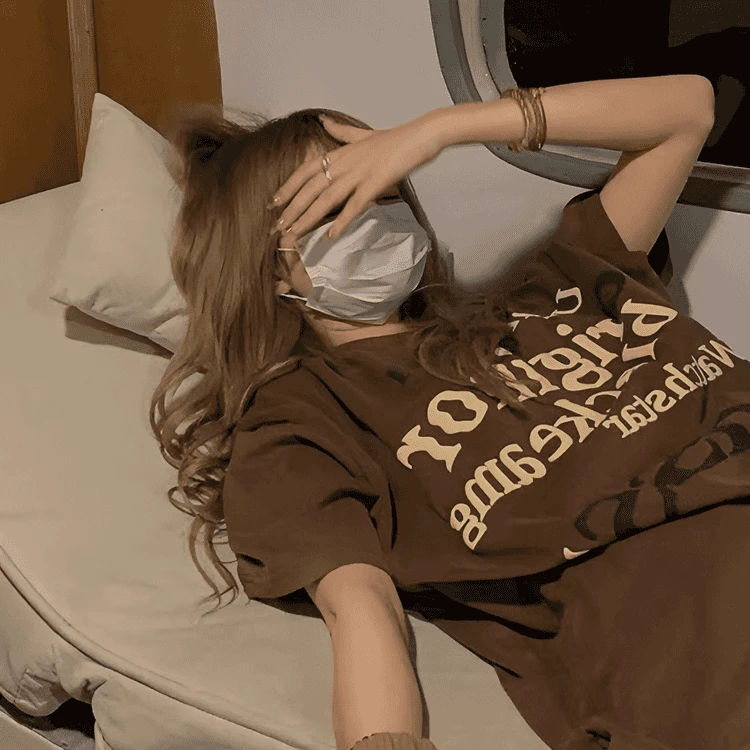 大码宽松T恤夏季短袖上衣百搭圆领原宿风青少年学生潮牌高街韩版t