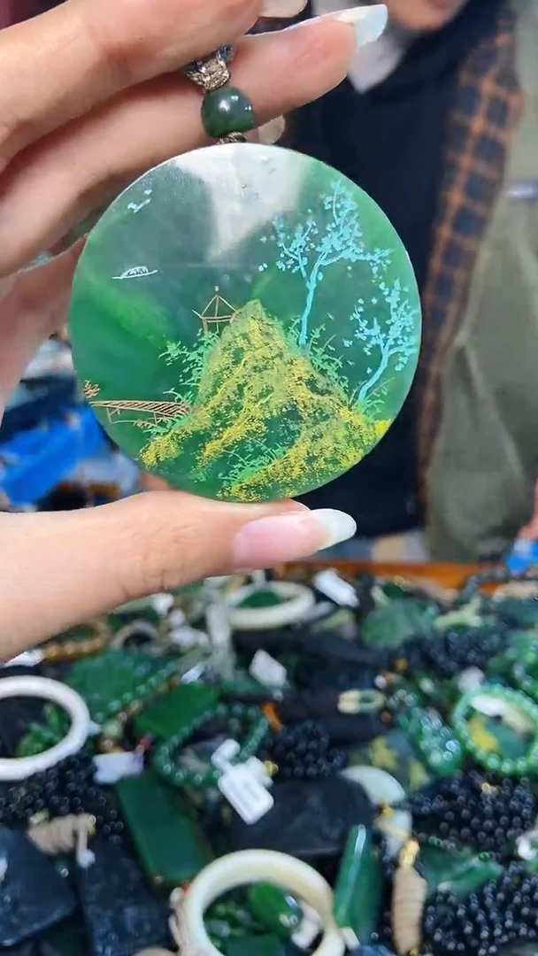 未镶嵌和田玉挂件1