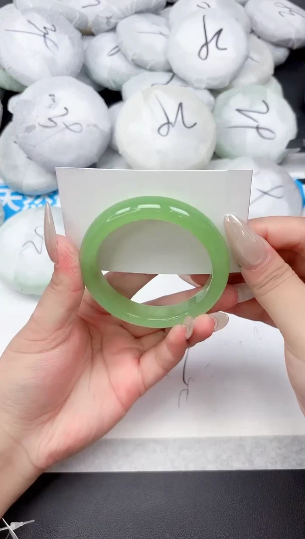 未镶嵌手镯石英质玉325-57