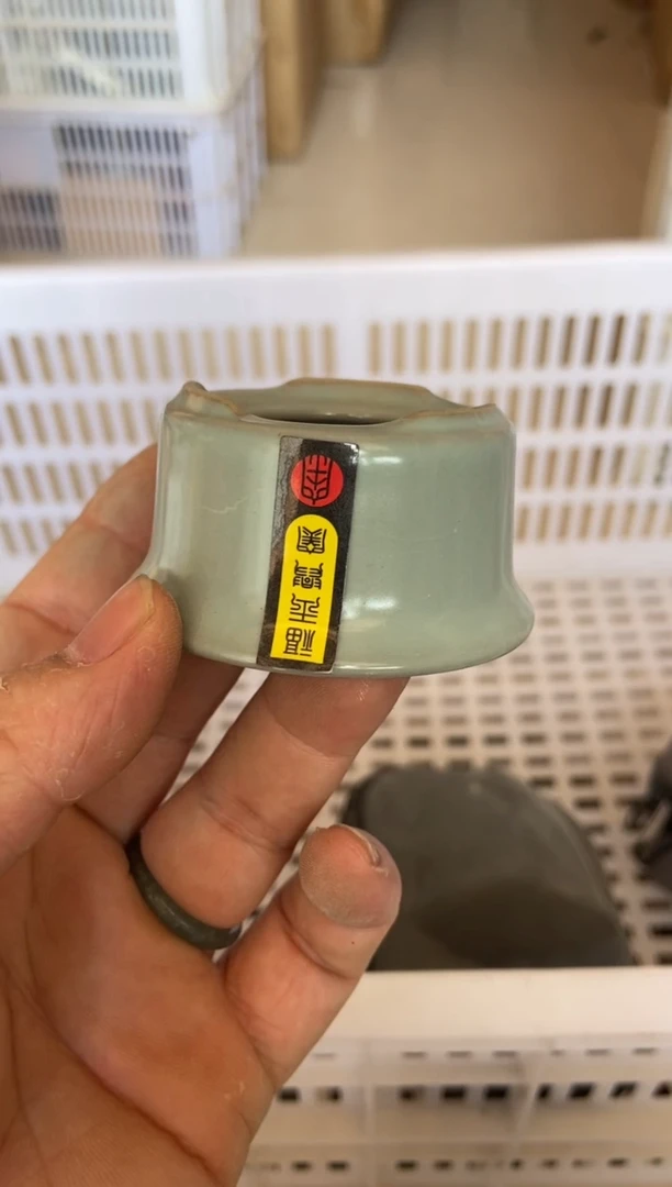 杯无运费险有瑕疵的摄影的产品有使用过的痕迹有点脏介意勿拍