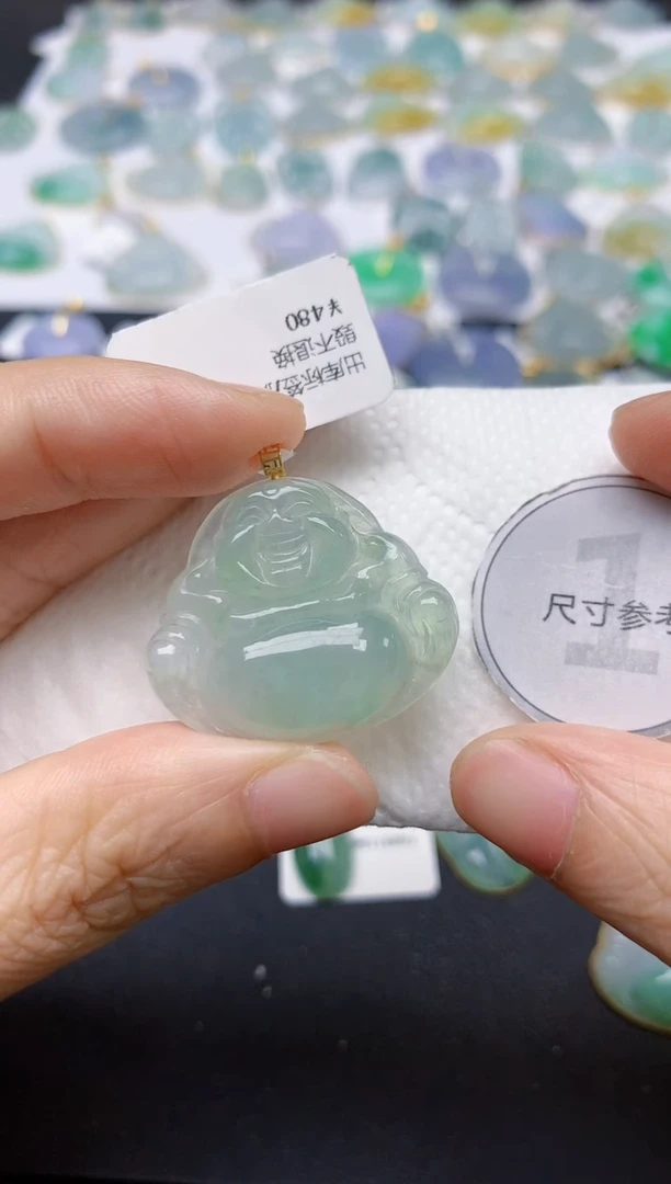 翡翠18K金镶嵌颈饰天然缅甸A货翡翠