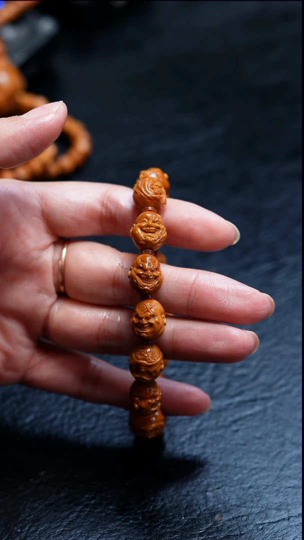 吊坠橄榄核上***️苏工橄榄核